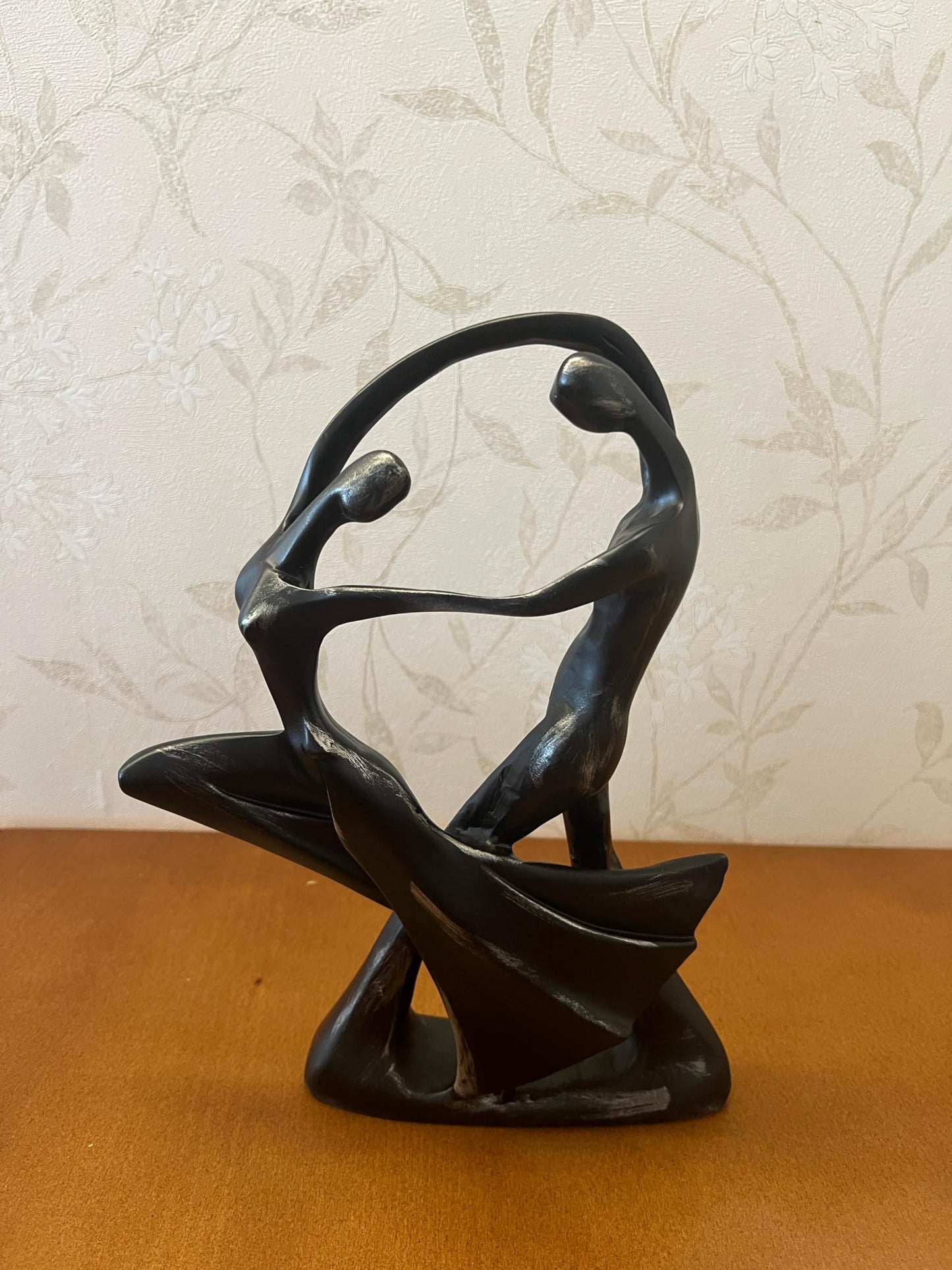 Dancing Couple Statue, Abstract Sculpture, Abstract Couple Figurine, Modern Love Decor, Romantic Gift for Couples, Love Art Decor, Couple Sculpture, Couple Statue