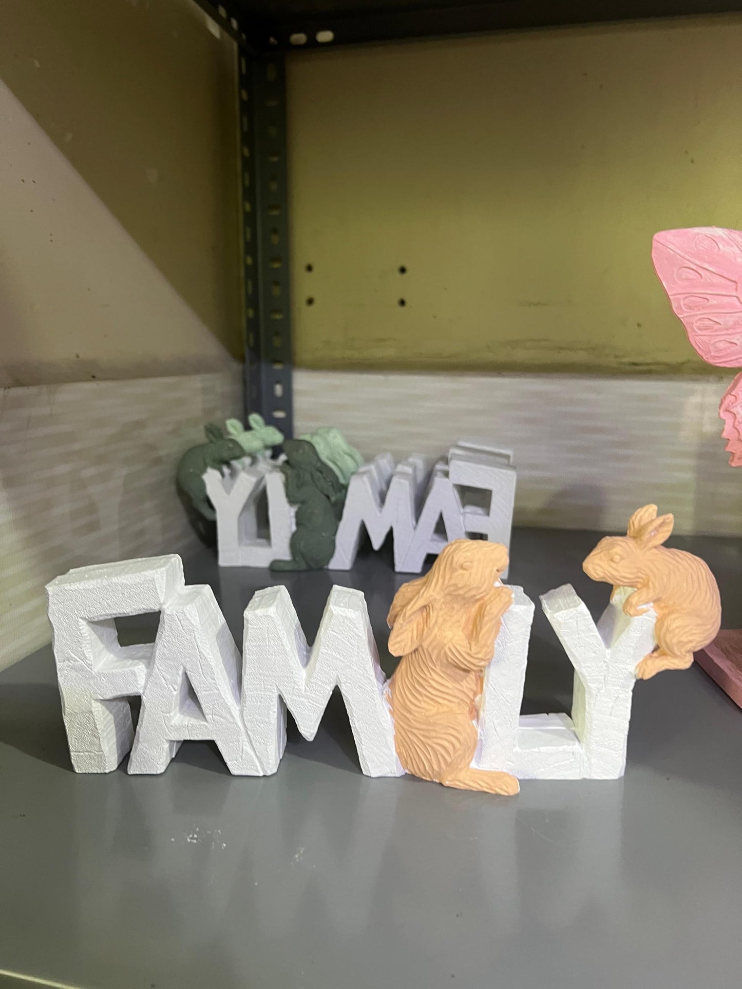 Rustic Family Sign with Rabbits, Farmhouse Family Decor, Animal Lover Gift, Family Sign Decor, Rabbit Family Sculpture, Bunny Figurine Gift, Rabbit Family Decor, Rabbit Family Statue