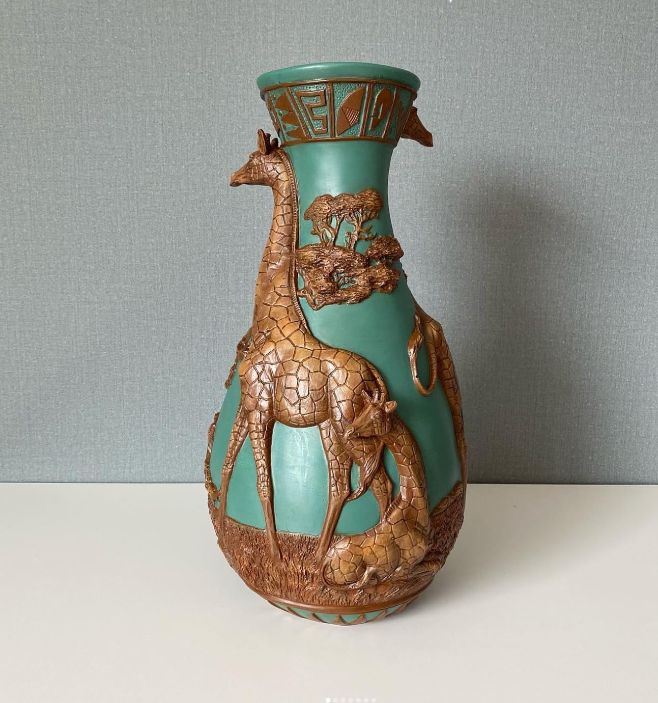 African Giraffe Vase, Handcrafted Animal Vase, Wildlife Decor, Giraffe Lover Gift, Giraffe Vase Decor, Safari Theme Vase, Giraffe Vase, African Giraffe Decor, Giraffe Decor