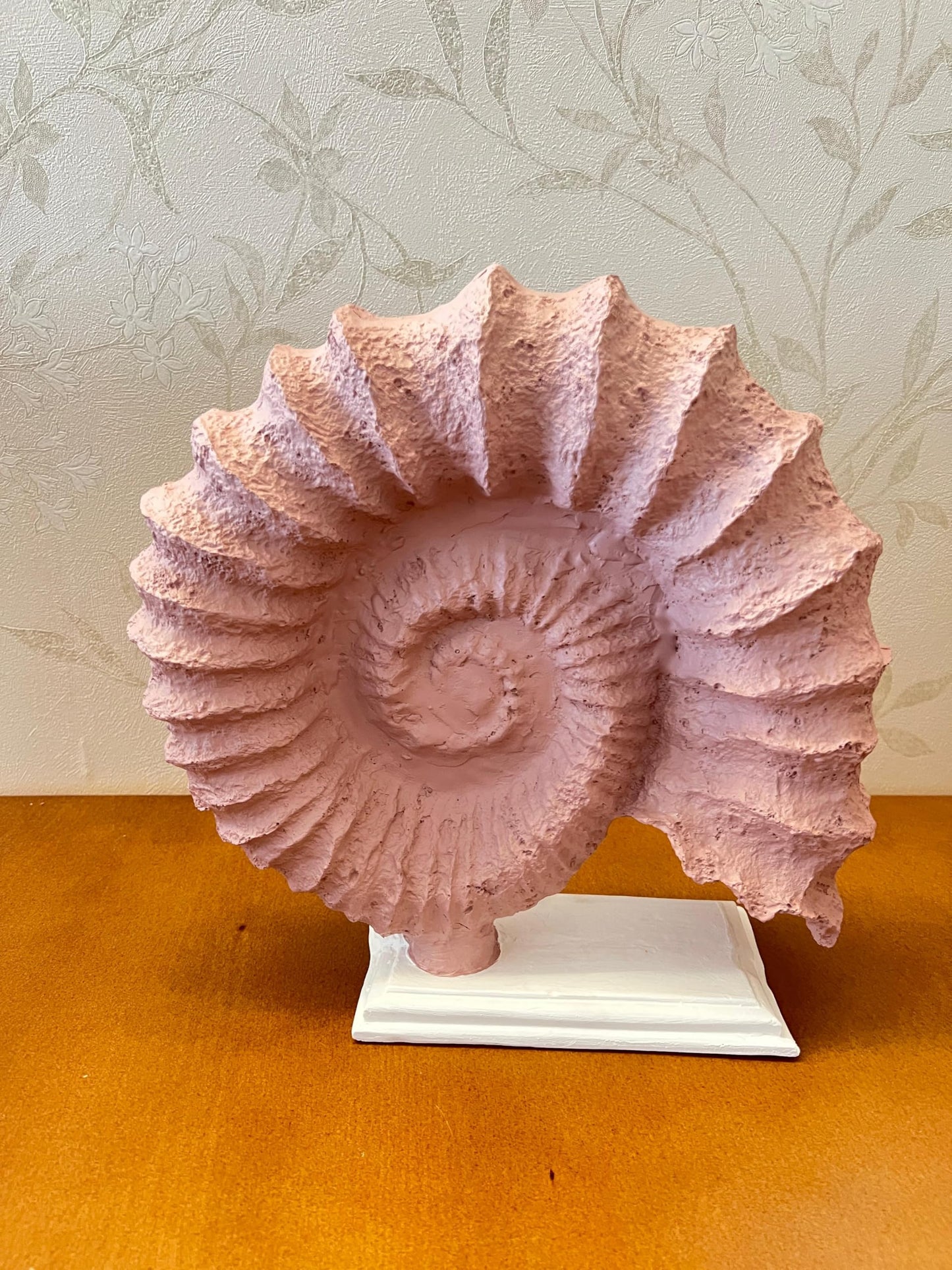 Seashell Sculpture, Fossil Shell Statue, Shell Art Decor, Oceanic Home Decor, Ocean Inspired Sculpture, Seashell Figurine, Ocean Sculpture,Nautilus Shell Decor