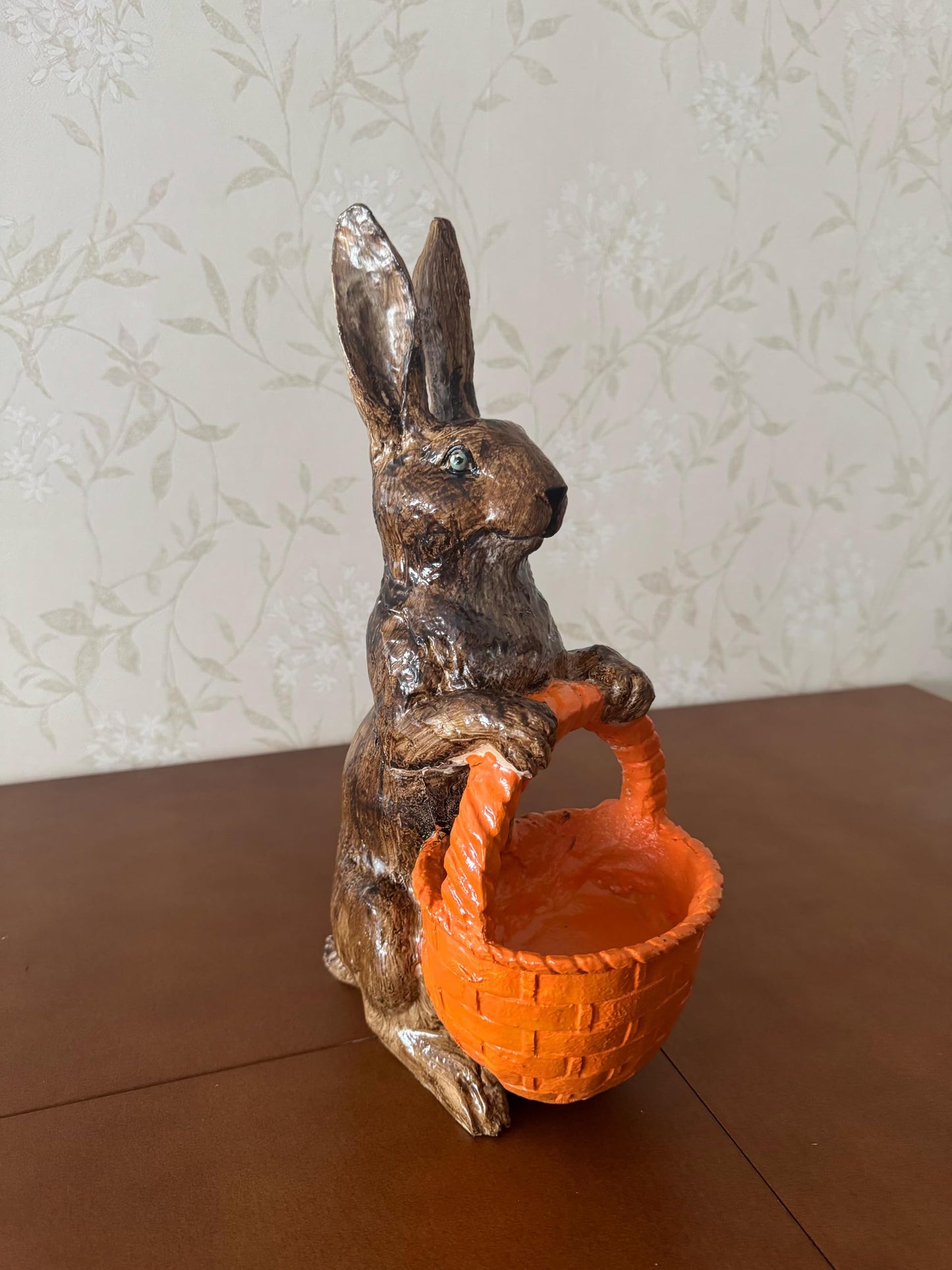 Rabbit Sculpture with Basket, Decorative Bunny Figurine, Easter Home Decor, Rabbit Sculpture, Bunny Decor with Basket, Easter Bunny Figurine, Easter Rabbit Sculpture