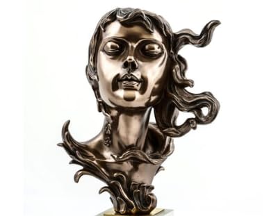 Woman Head Statue with Flowing Hair, Elegant Decorative Bust, Woman Head Statue, Elegant Face Statue, Artistic Decor Piece, Woman Art Bust