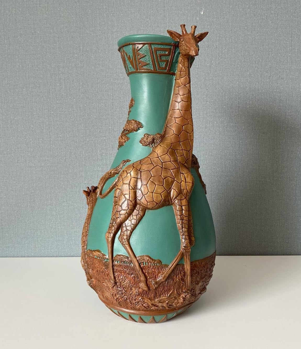 African Giraffe Vase, Handcrafted Animal Vase, Wildlife Decor, Giraffe Lover Gift, Giraffe Vase Decor, Safari Theme Vase, Giraffe Vase, African Giraffe Decor, Giraffe Decor