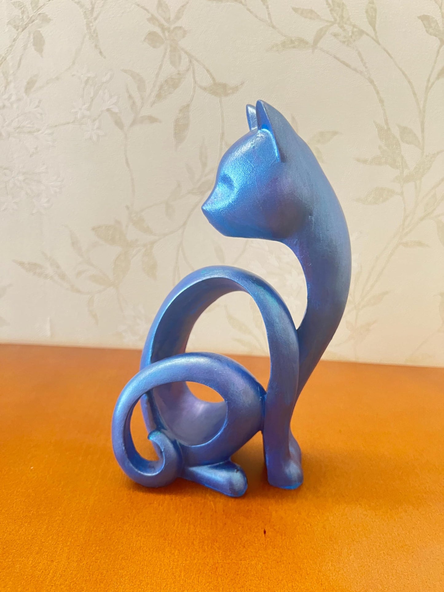 Abstract Cat Sculpture, Minimalist Cat Figurine, Geometric Cat Ornament, Cat Lover Gift, Home Accent, Geometric Cat Statue, Cat Sculpture, Cat Figurine