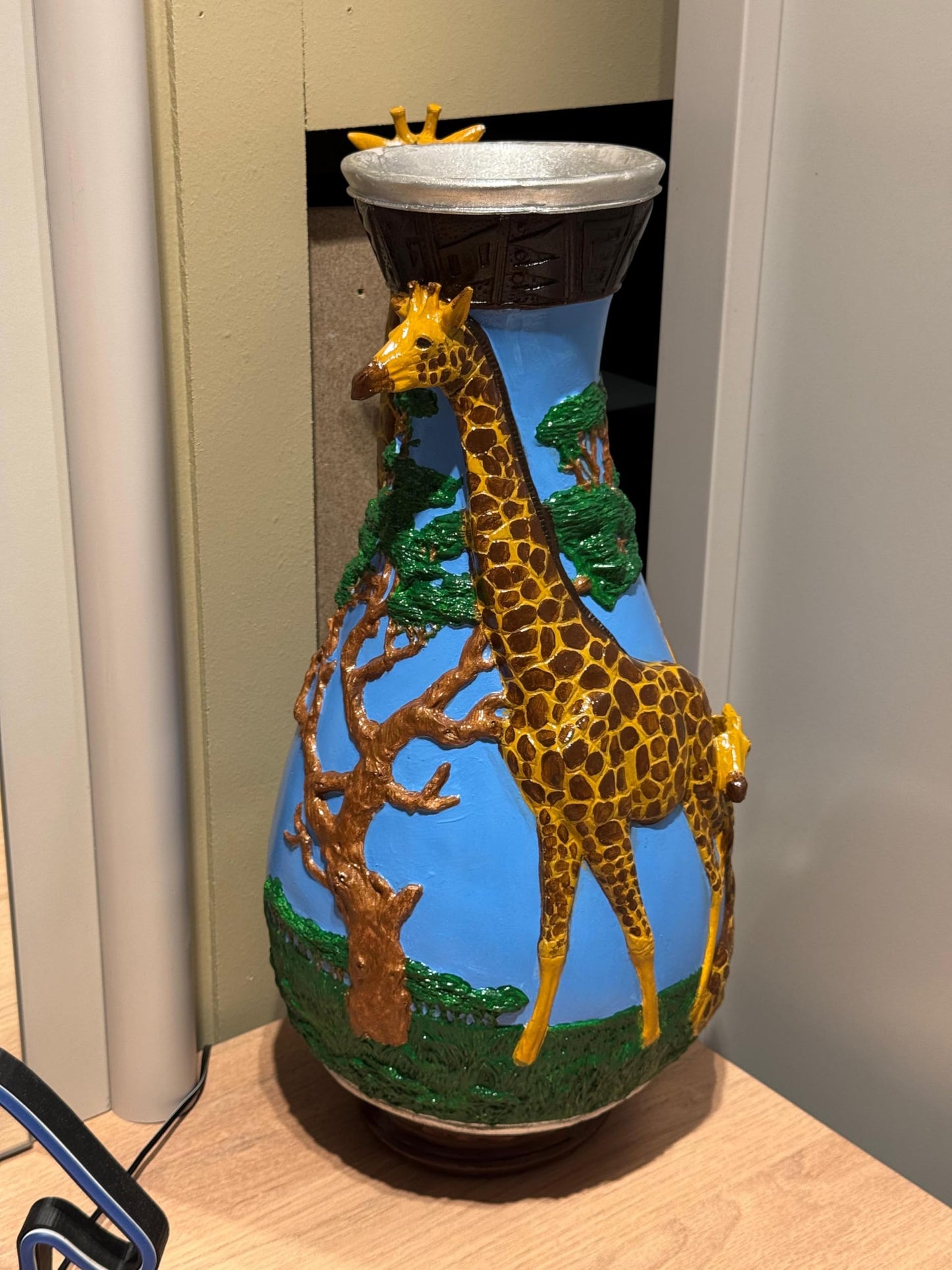 African Giraffe Vase, Handcrafted Animal Vase, Wildlife Decor, Giraffe Lover Gift, Giraffe Vase Decor, Safari Theme Vase, Giraffe Vase, African Giraffe Decor, Giraffe Decor