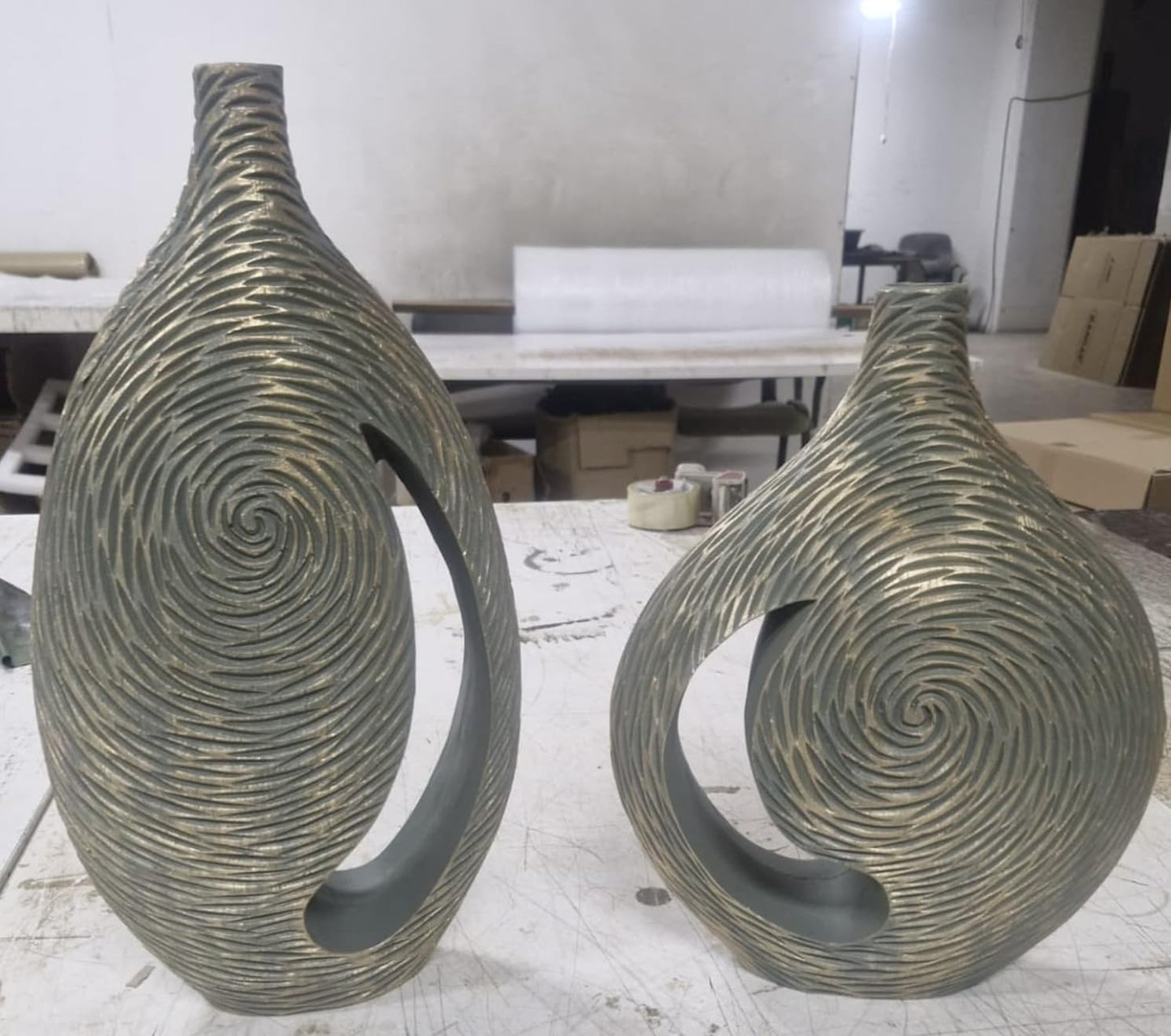 Modern Polyester Decorative Vase, Contemporary Art Vase, Large Table Vase, Modern Polyester Vase, Textured Polyester Vase, Polyester Vase, Polyester Decorative Vase