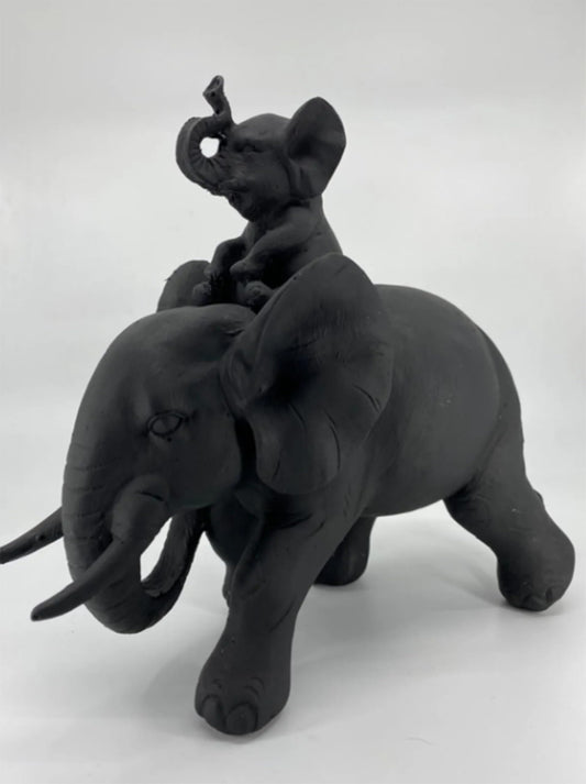 Elephant Statue with Baby Elephant, Safari Theme Gift, Elephant Statue Decor, Baby Elephant Decor, Safari Theme Decor, Elephant Lover Gift, Elephant Statue, Elephant Sculpture