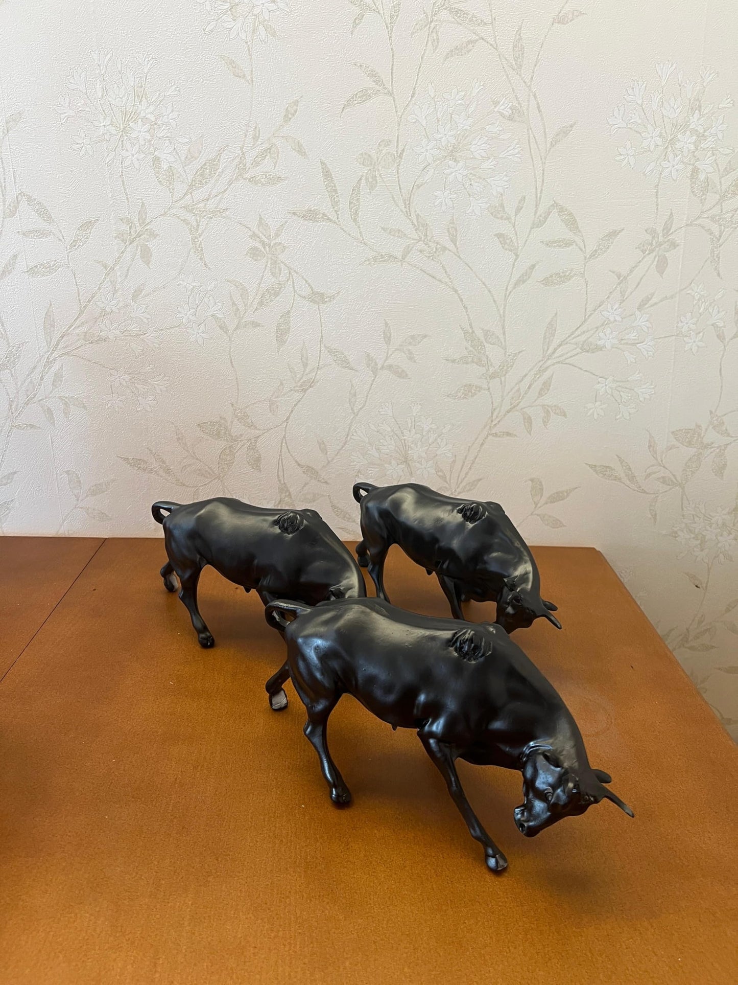 Bull Figurine, Bull Decor Statue, Elegant Bull Sculpture, Modern Bull Bust, Modern Bull Sculpture, Bull Lover Gift, Bull Sculpture, Modern Bull Statue, Bull Statue, Modern Bull Decor