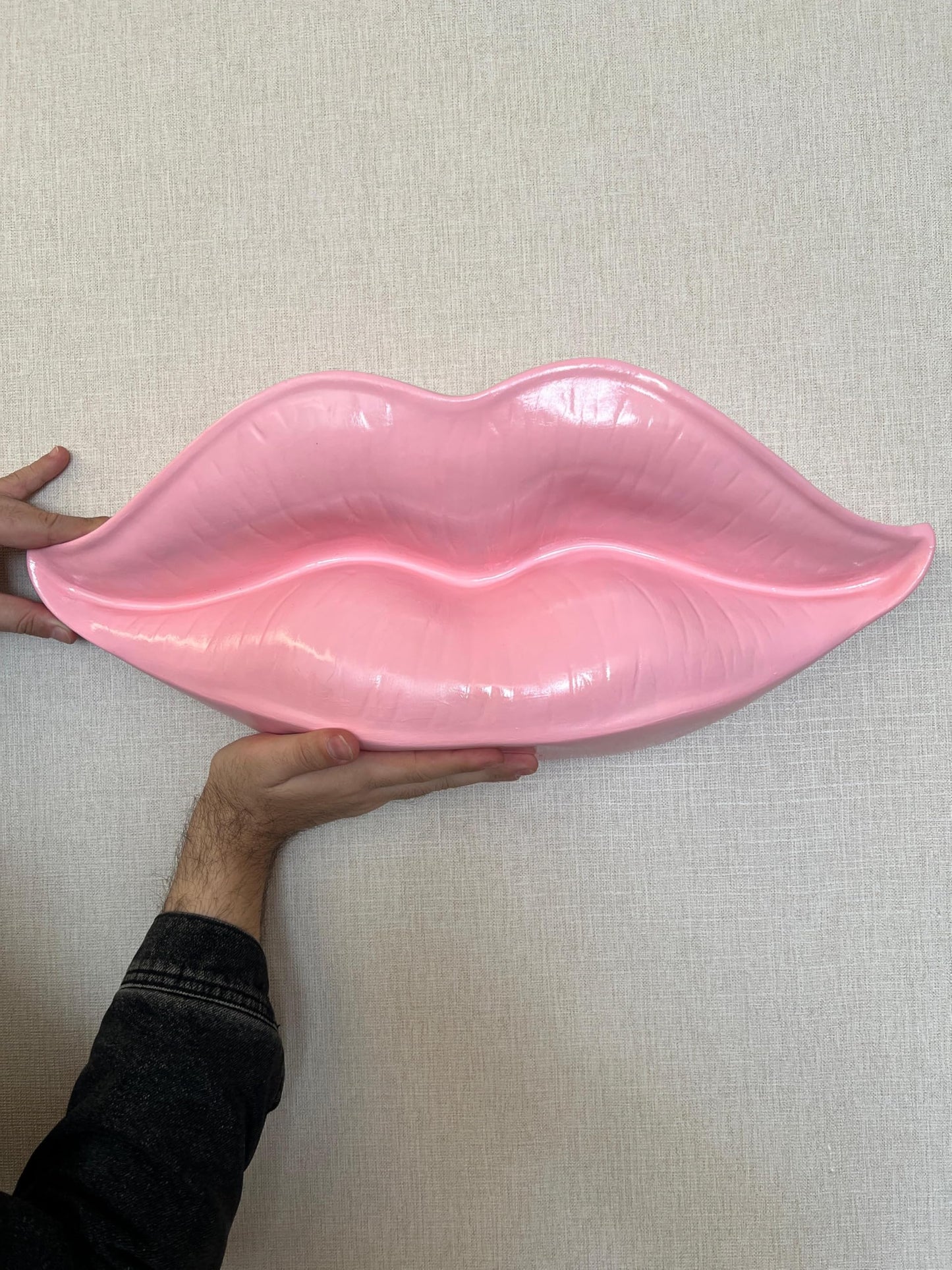 3D Large Lips Sculpture for Wall Decor, Kiss-shaped Wall Art, Modern Lips Wall Art, Lips Wall Decor, Kiss Wall Decor, 3D Large Lips Wall Decor,