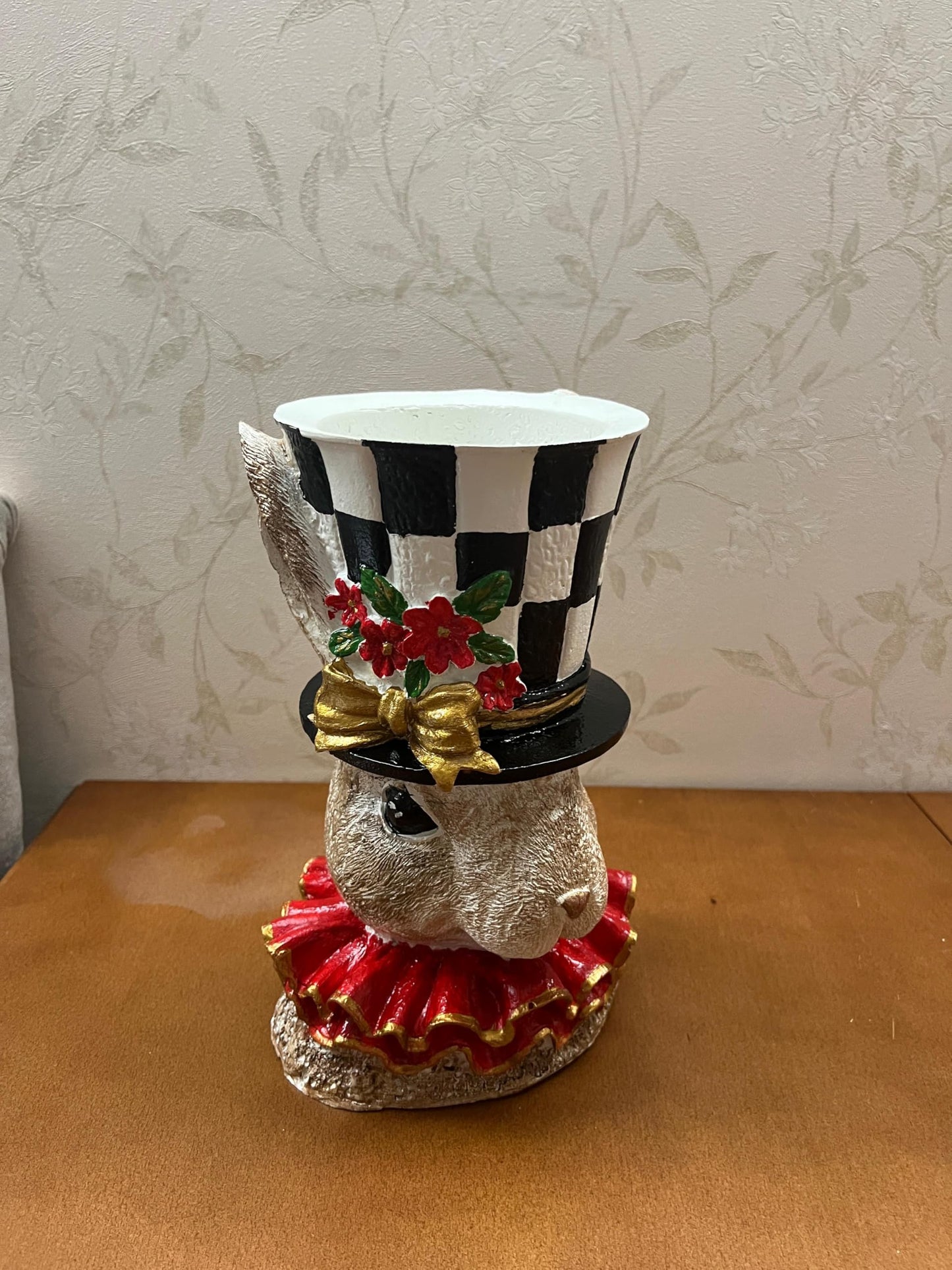 Große Hasenstatue Vase, Hasenfigur, handbemaltes Hasendekor, Osterhasen Tischdekoration, Osterhasen Figur, Hasenvase