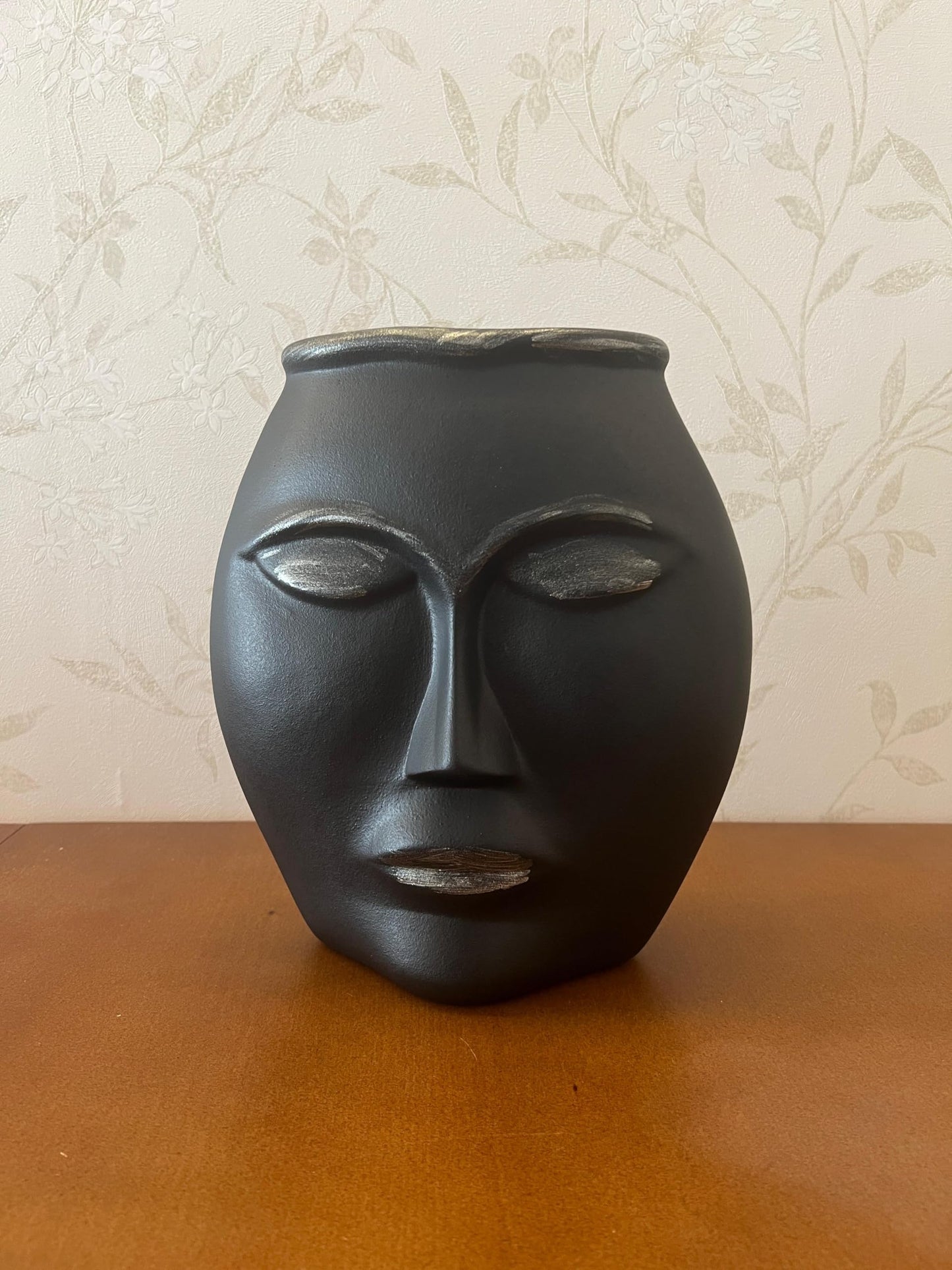 Abstract Face Vase, Modern Ceramic Planter, Minimalist Face Sculpture Pot, Unique Sculpture Vase, Artistic Face Decor, Aesthetic Indoor Pot, Ceramic Face Vase, Artistic Face Vase