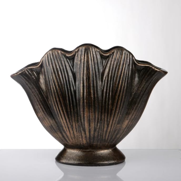 Ceramic Seashell Bowl, Coastal Ceramic Decor, Sleek Decorative Vase, Unique Sculptural Vase, Stylish Flower Vase, Ceramic Seashell Vase, Coastal Ceramic Vase, Coastal Vase, Coral Vase