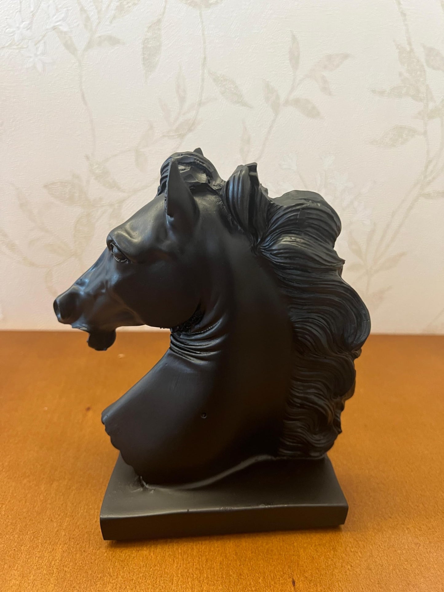 Horse Head Sculpture, Shelf Decoration Idea, Equestrian Home Decor, Handcrafted Equestrian Horse Statue, Horse Bust Ornament