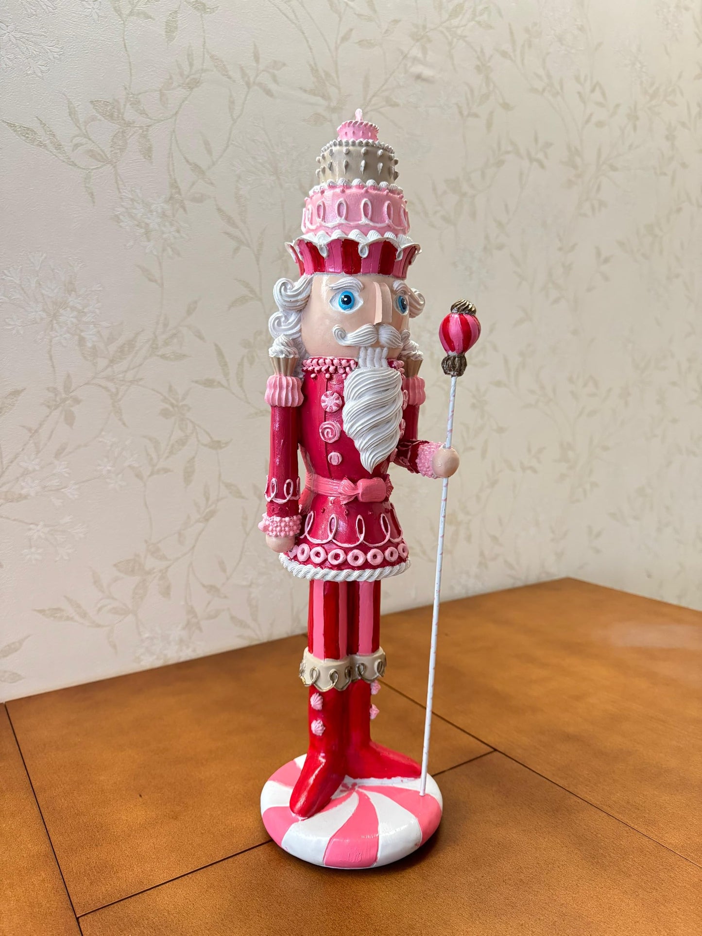 Christmas Nutcracker Soldier Figurine, Colorful Nutcracker Soldier, Festive Nutcracker Statue, Soldier Pastry Maker, Nutcracker Sculpture, Nutcracker Figurine, Nutcracker Soldier Sculpture