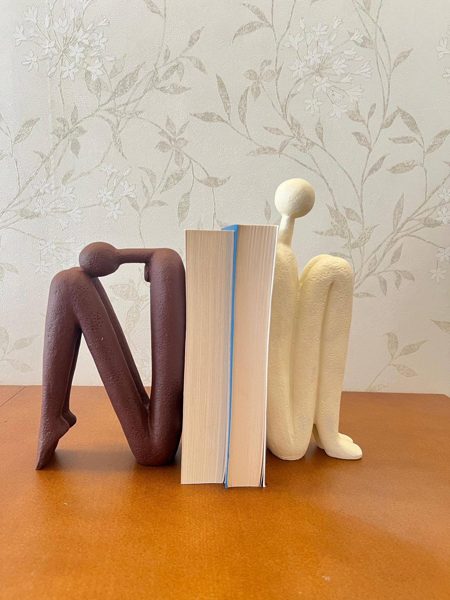 Abstract Bookends Set of 2, Modern Figurines for Shelf or Desk Decor, Abstract Bookends, Modern Bookshelf Decor, Polyester Bookend Set