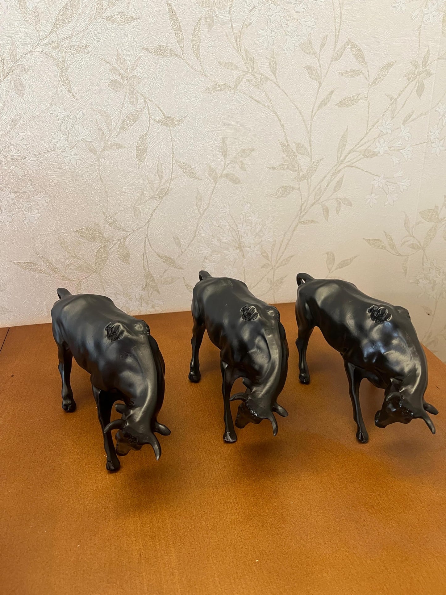 Bull Figurine, Bull Decor Statue, Elegant Bull Sculpture, Modern Bull Bust, Modern Bull Sculpture, Bull Lover Gift, Bull Sculpture, Modern Bull Statue, Bull Statue, Modern Bull Decor