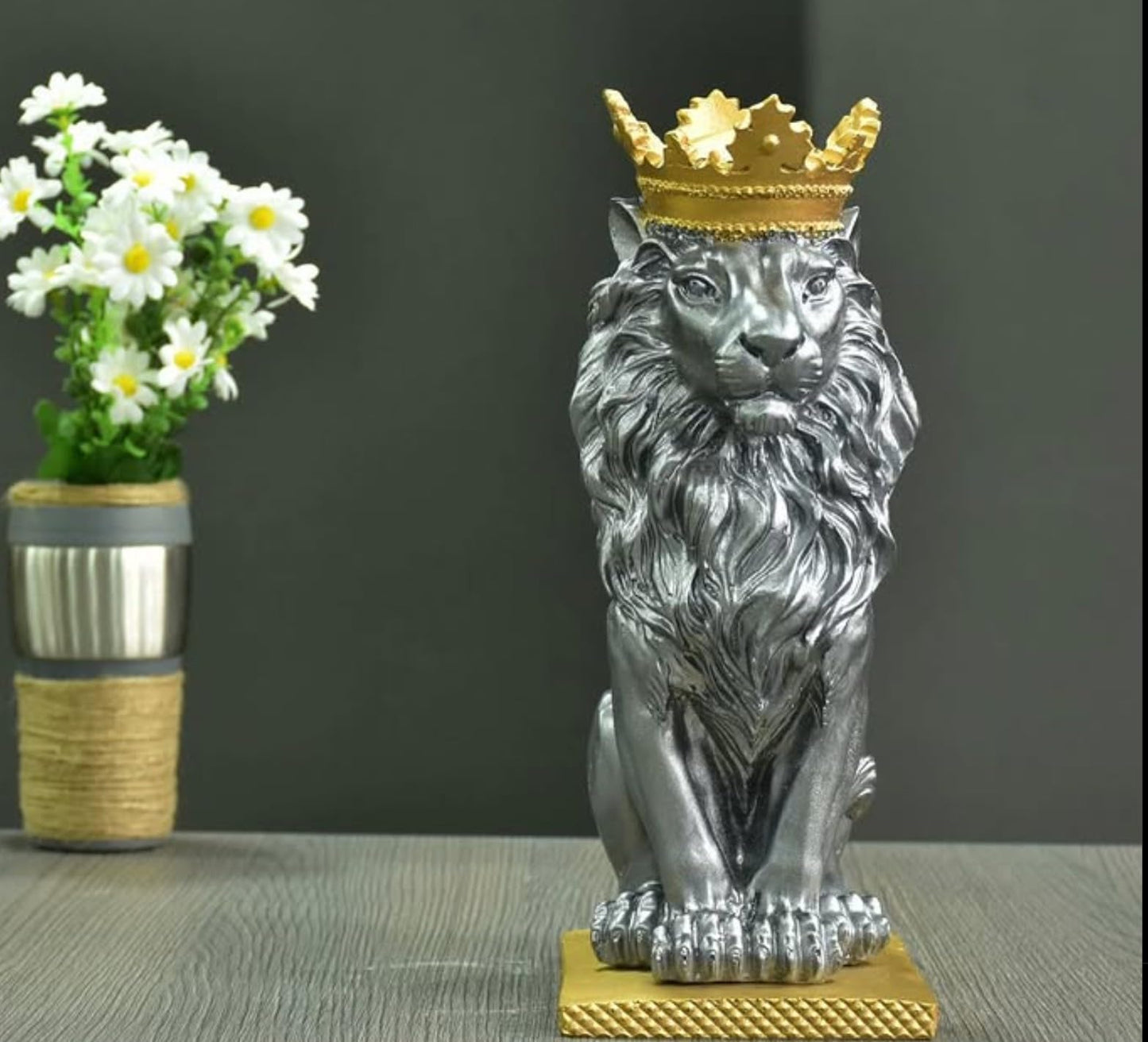 Regal Lion Statue With Crown, Crowned Lion Sculpture, Royal Jungle King Figurine, Royal Themed Home Decor, Lion Crown Figurine, Lion Crown Sculpture, Lion Crown Decor