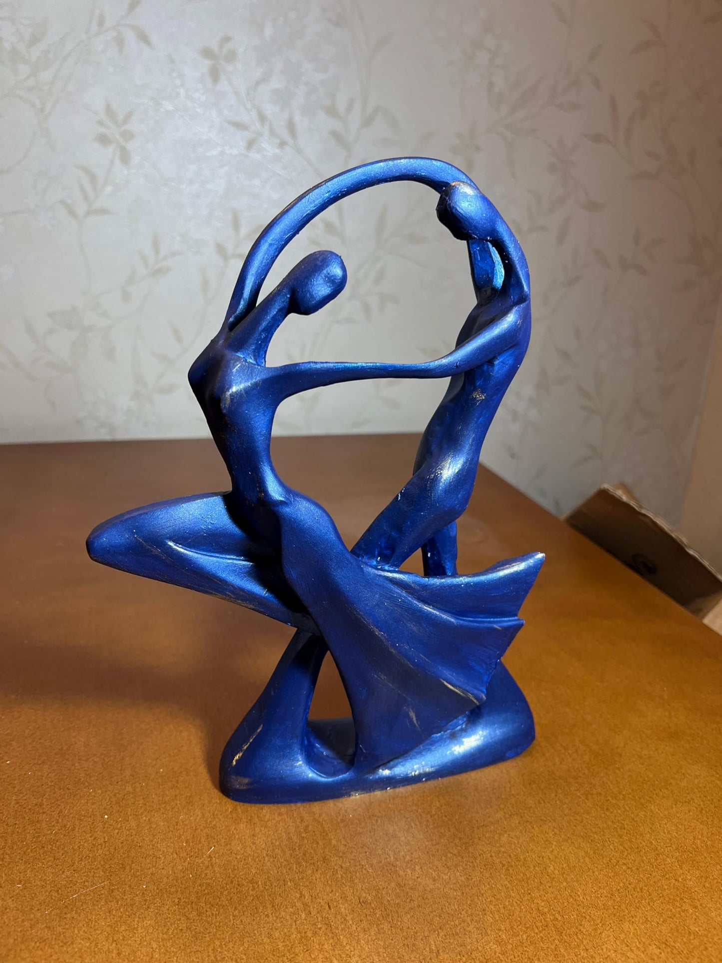 Dancing Couple Statue, Abstract Sculpture, Abstract Couple Figurine, Modern Love Decor, Romantic Gift for Couples, Love Art Decor, Couple Sculpture, Couple Statue