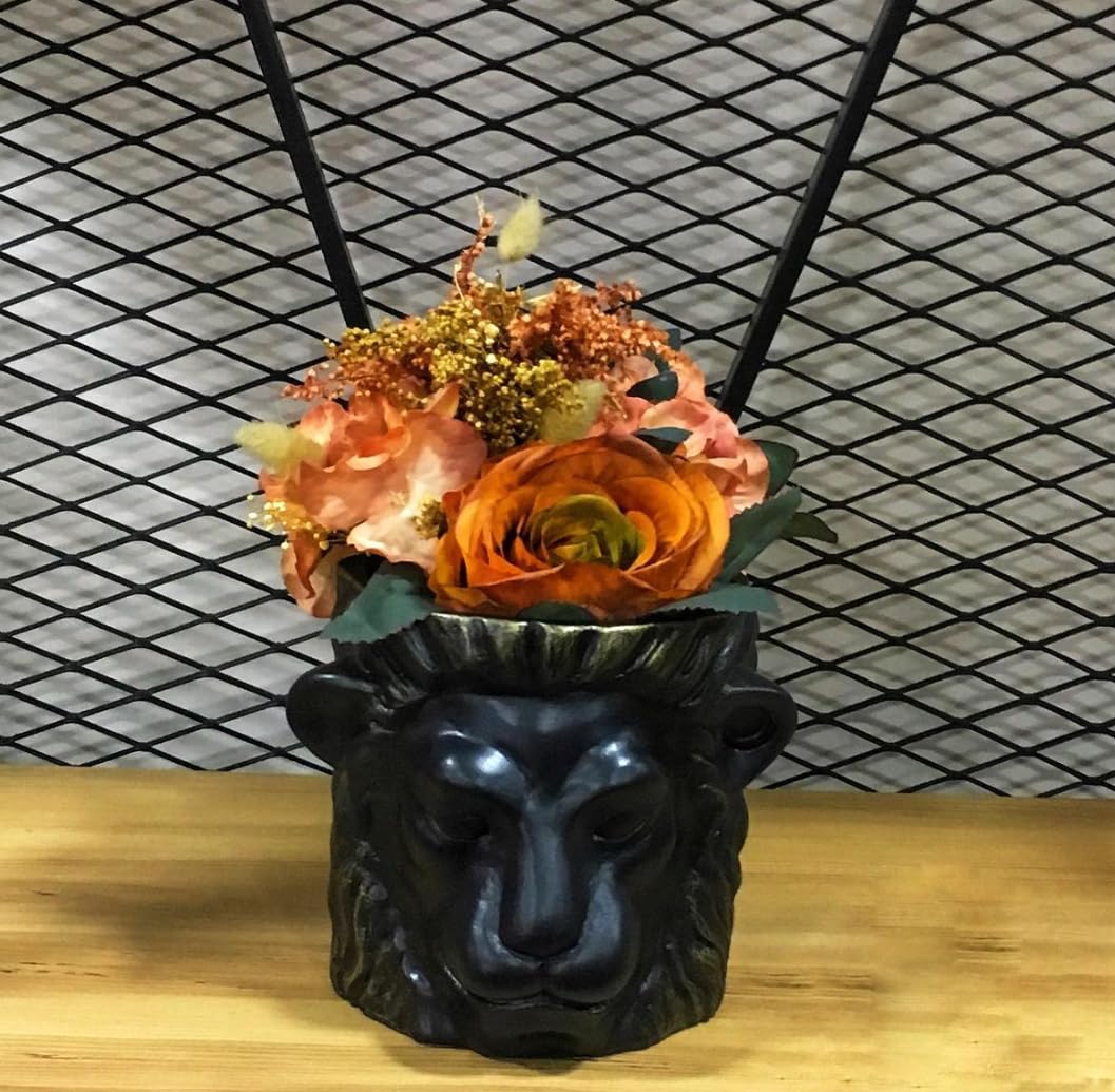 Lion Head Planter, Decorative Animal Pot, Modern Jungle Theme Vase, Unique Home Decor, Gift for Plant Lovers, Lion Head Pot, Lion Planter, Modern Lion Planter, Lion Head Flower Pot