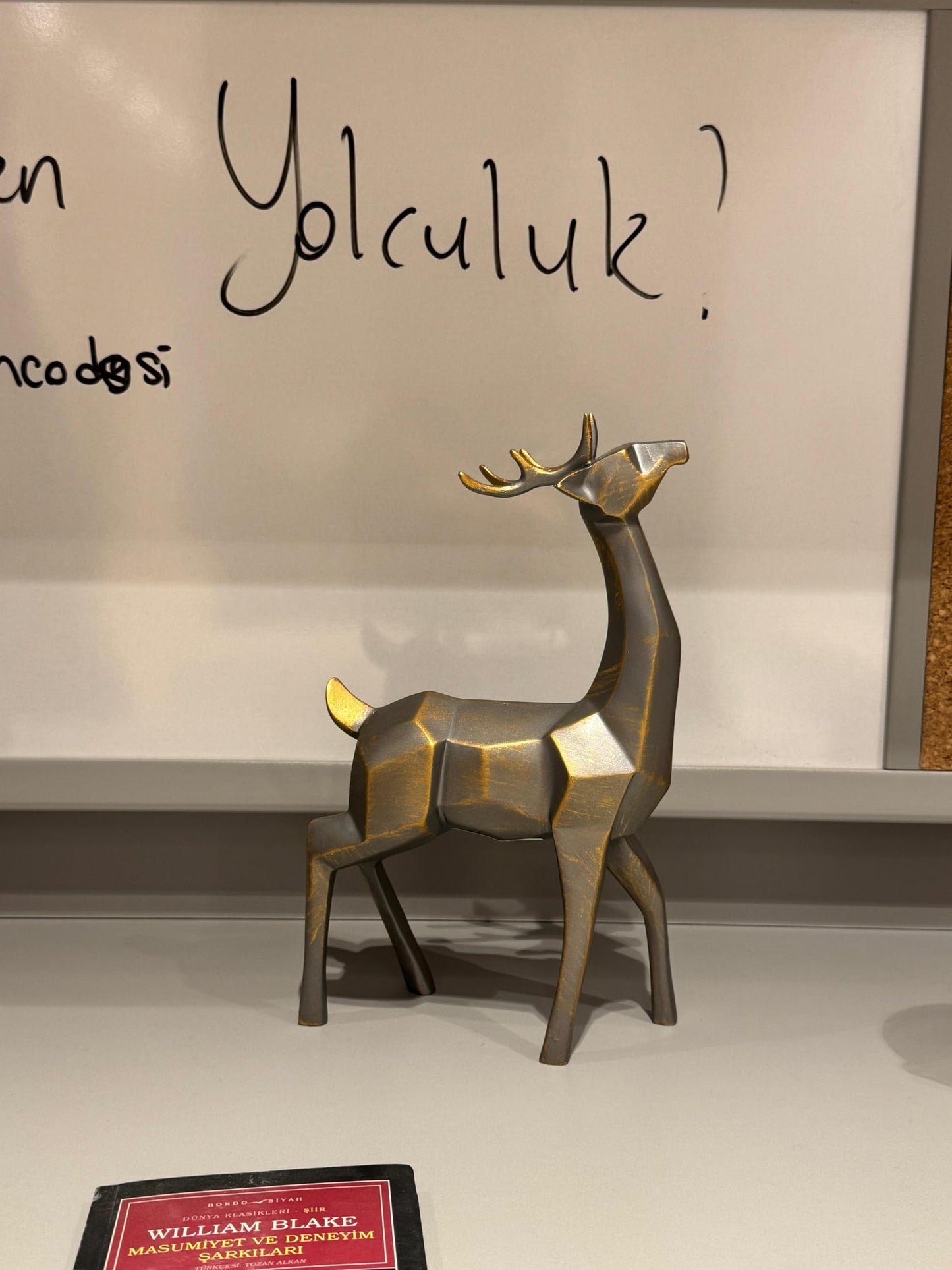 Modern Cubic Deer Statue, Geometric Deer Sculpture, Cubic Deer Statue, Cubic Deer Sculpture, Geometric Reindeer Decor, Cubic Reindeer Statue