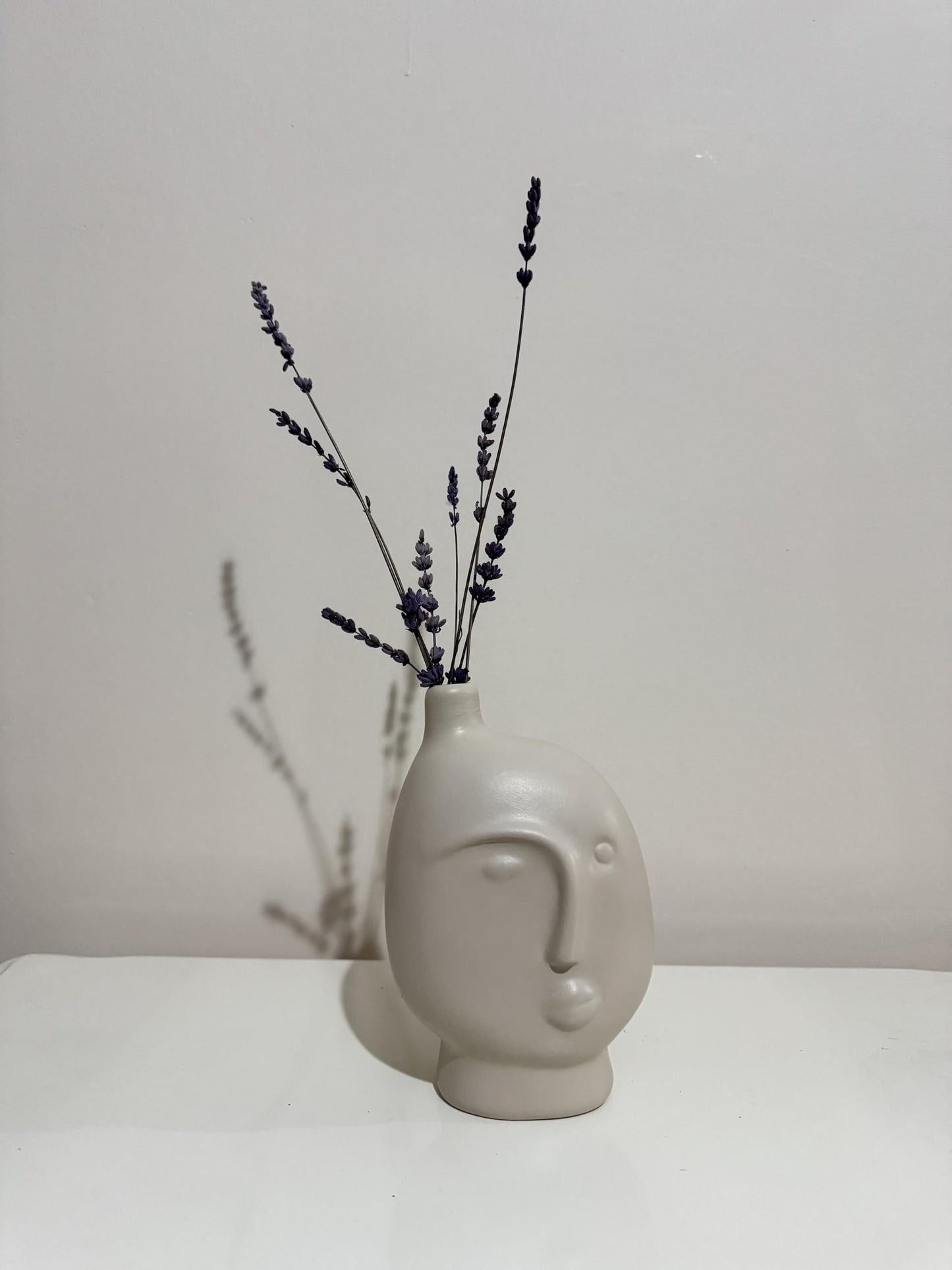 Abstract Face Shaped Vase, Modern Art Decor Vase, Nordic Ceramic Vase, Scandinavian Vase, Modern Minimalist Vase, Ceramic Vase, Face Vase, Face Shaped Vase