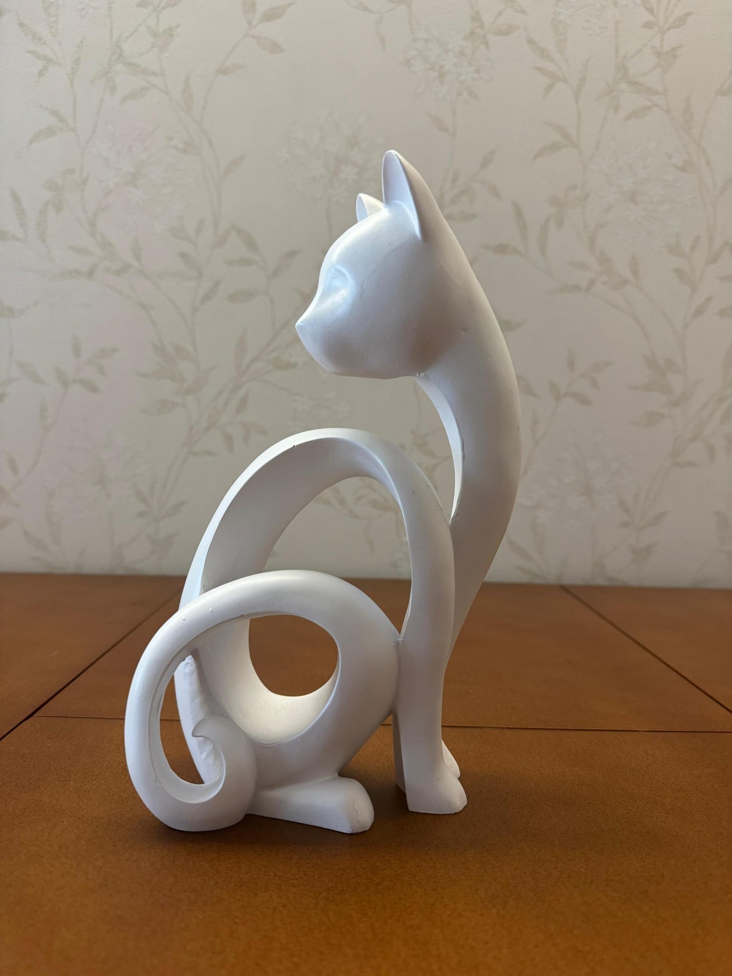 Abstract Cat Sculpture, Minimalist Cat Figurine, Geometric Cat Ornament, Cat Lover Gift, Home Accent, Geometric Cat Statue, Cat Sculpture, Cat Figurine