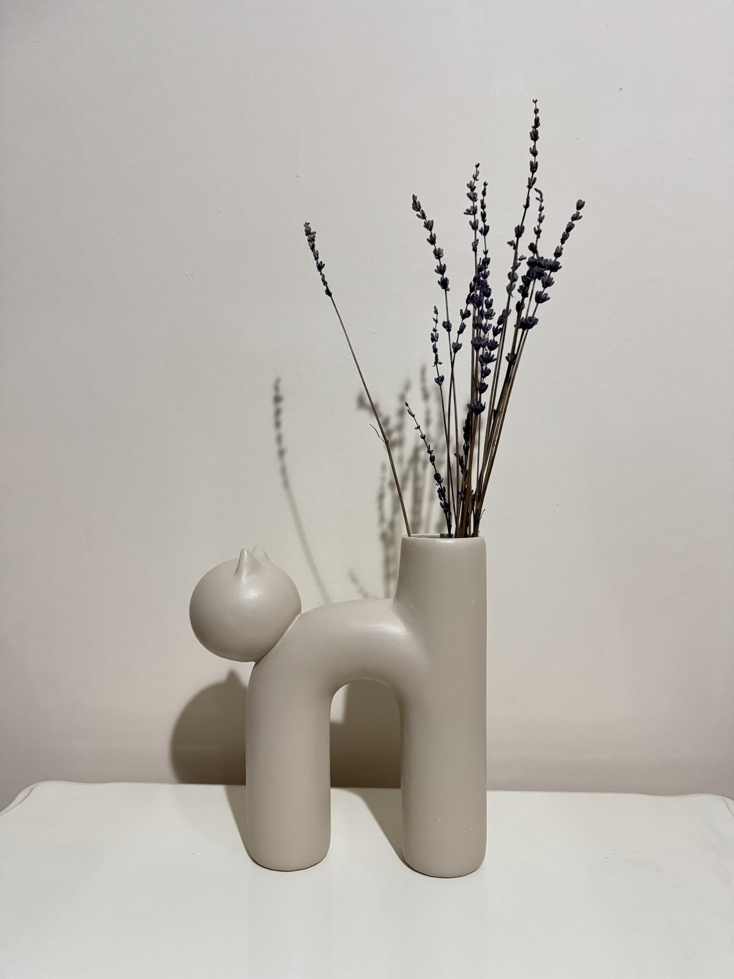 Süße Vase in Katzenform, Katzenvase für Blumen, Keramikvase, nordisches Kunstdekor, Geschenk für Zuhause, Geschenk für Katzenliebhaber, Keramik-Katzenvase, Katzenvase, Katzenförmige Vase, Blumenvase