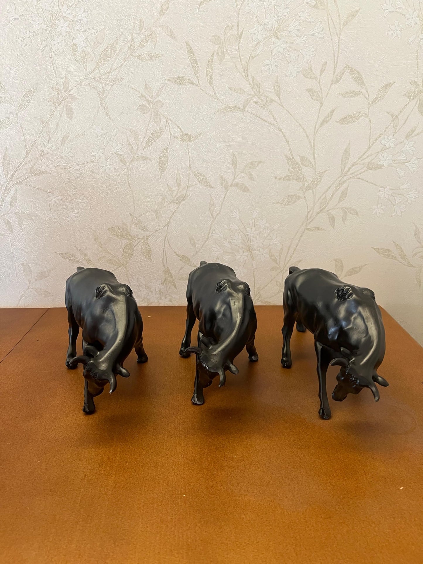 Bull Figurine, Bull Decor Statue, Elegant Bull Sculpture, Modern Bull Bust, Modern Bull Sculpture, Bull Lover Gift, Bull Sculpture, Modern Bull Statue, Bull Statue, Modern Bull Decor