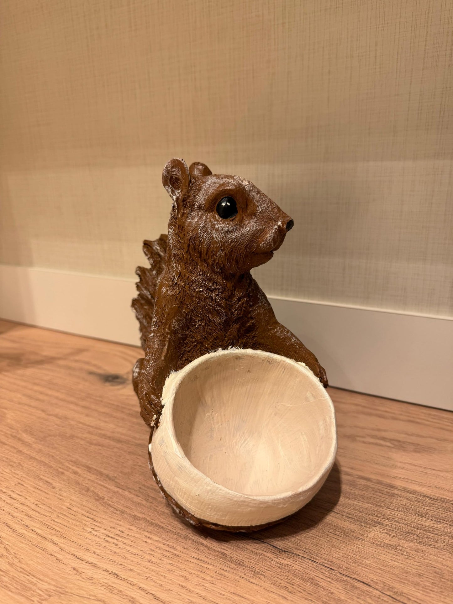 Adorable Squirrel Holding Pot, Polyester Animal Statue, Squirrel Holding Planter, Polyester Squirrel Decor, Rustic Animal Garden Statue, Squirrel Sculpture, Squirrel Planter
