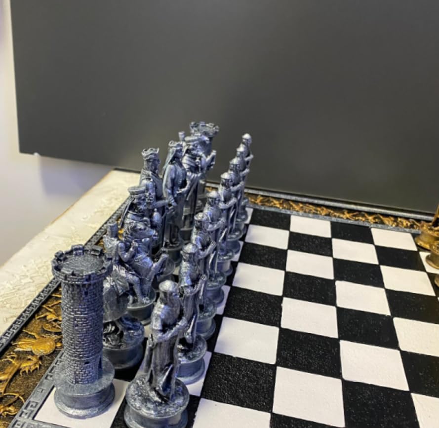 Historical Chess Set with Decorative Board, Medieval Chess Set with Detailed Warrior Pieces, Antique Look Chess Set with Medieval Figures