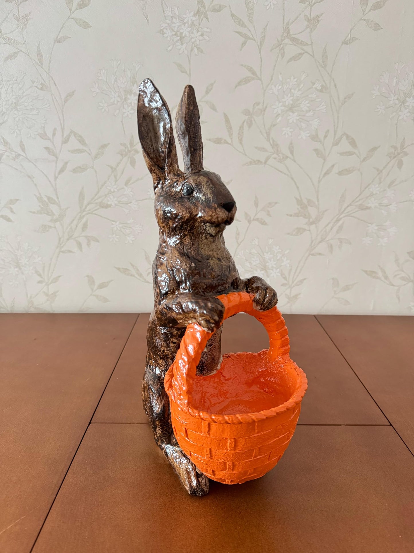 Rabbit Sculpture with Basket, Decorative Bunny Figurine, Easter Home Decor, Rabbit Sculpture, Bunny Decor with Basket, Easter Bunny Figurine, Easter Rabbit Sculpture