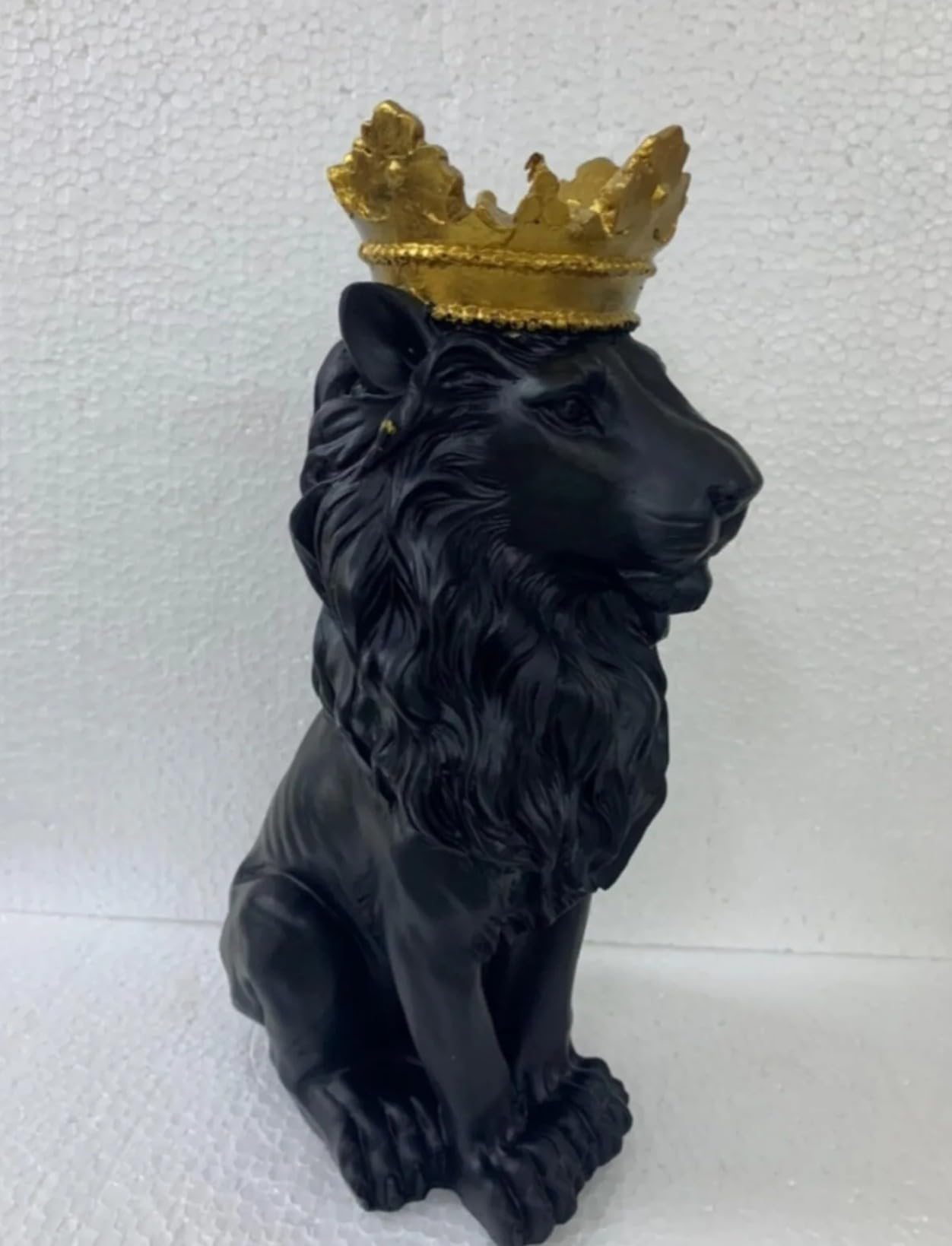 Regal Lion Statue With Crown, Crowned Lion Sculpture, Royal Jungle King Figurine, Royal Themed Home Decor, Lion Crown Figurine, Lion Crown Sculpture, Lion Crown Decor