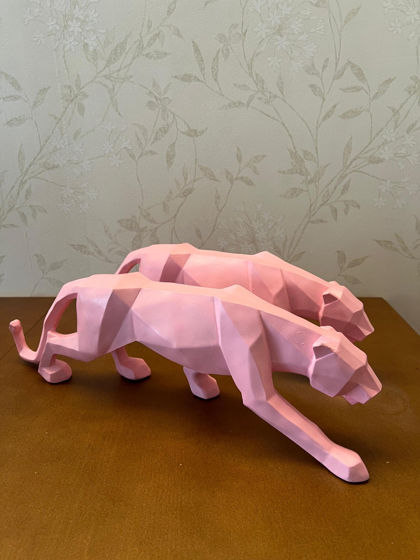 Large Panther Statue, Geometric Animal Figurine, Abstract Panther Sculpture, Panther Decorative Showpiece, Decorative Tabletop Statue