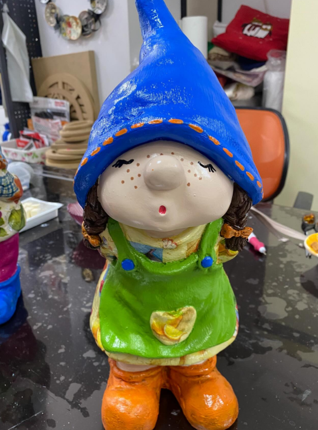 Little Girl Garden Gnome Statue, Girl Gnome Sculpture for Garden Decor, Handcrafted Little Girl Gnome Statue, Outdoor Garden Gnome Statue