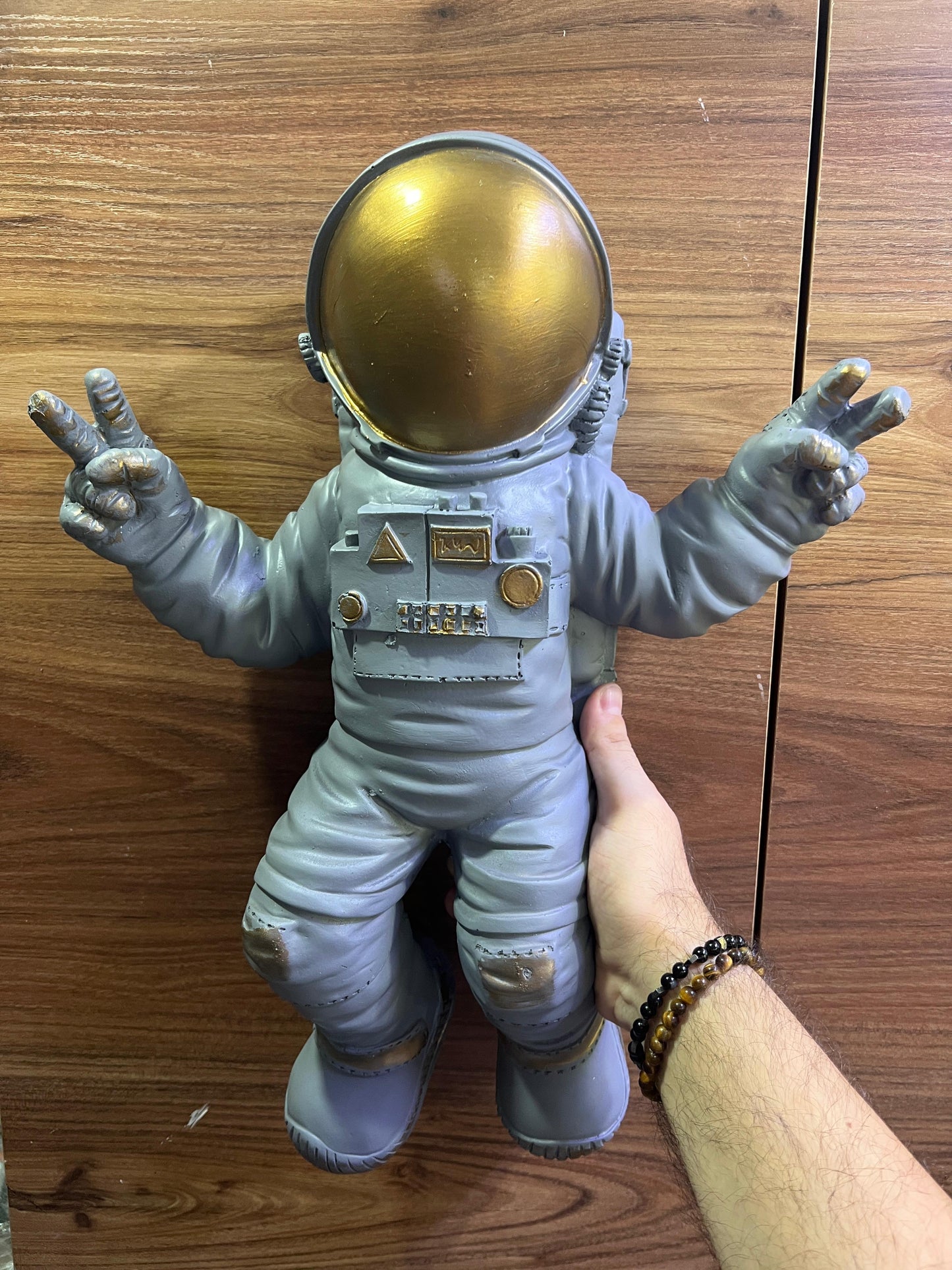 Astronaut Wall Sculpture, Space-themed Wall Decor, Astronaut Decor For Walls, Space Explorer Decorative Figurine, Astronaut Wall Figurine, Astronaut Wall Decor