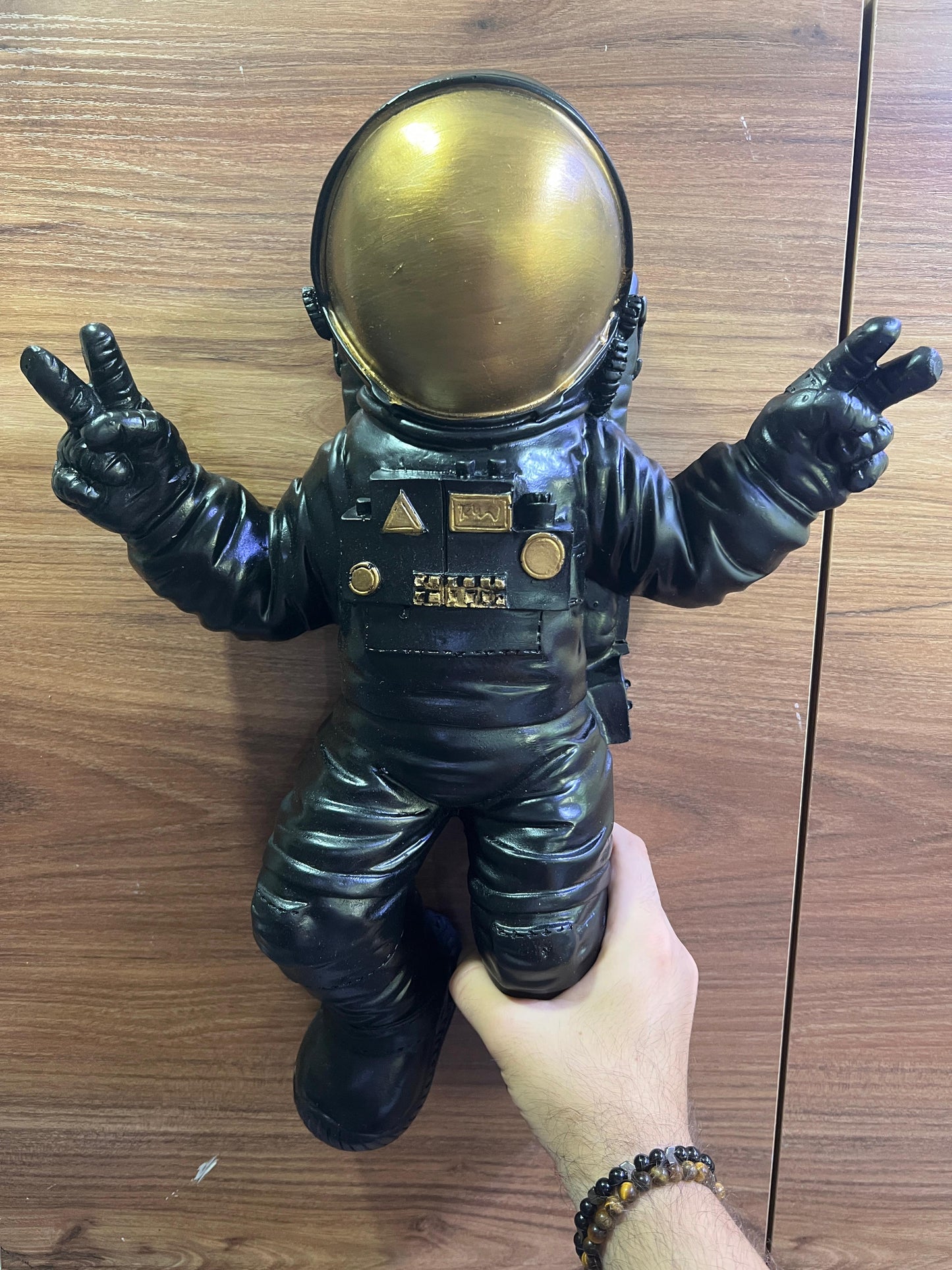 Astronaut Wall Sculpture, Space-themed Wall Decor, Astronaut Decor For Walls, Space Explorer Decorative Figurine, Astronaut Wall Figurine, Astronaut Wall Decor