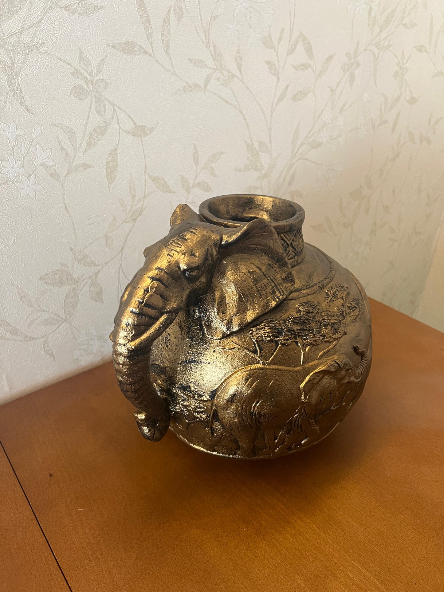Elephant Vase, Handcrafted Safari Decor, Wildlife Art Decor, Elephant Handle Vase, Exotic Home Decor, Elephant Vase Decor, African Vase, Wildlife Vase