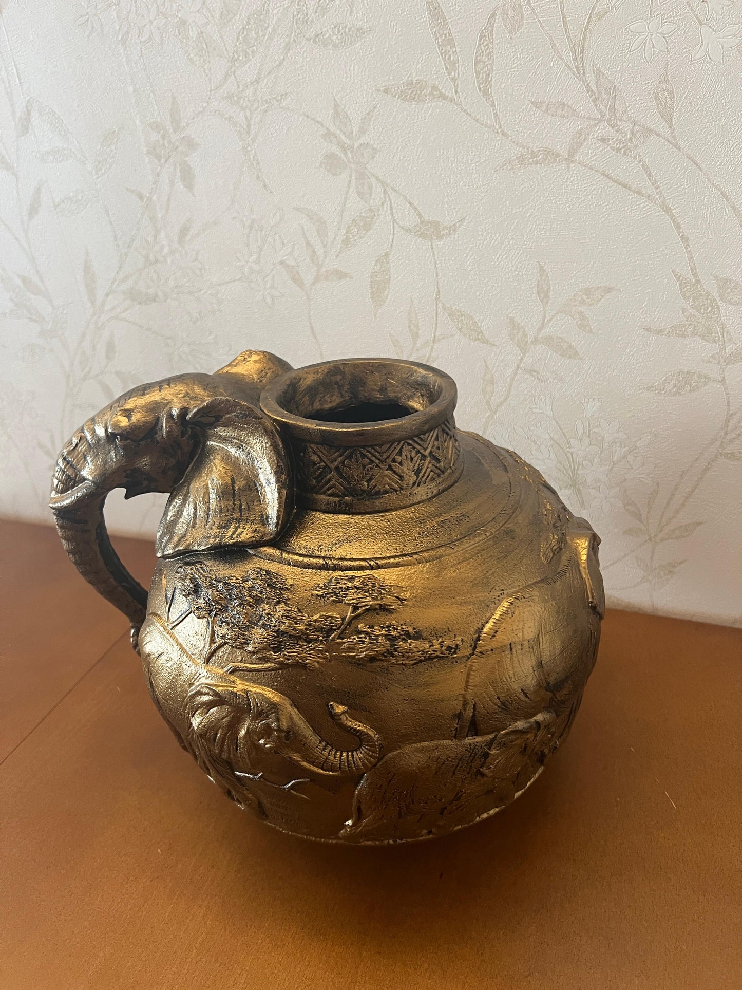 Elephant Vase, Handcrafted Safari Decor, Wildlife Art Decor, Elephant Handle Vase, Exotic Home Decor, Elephant Vase Decor, African Vase, Wildlife Vase