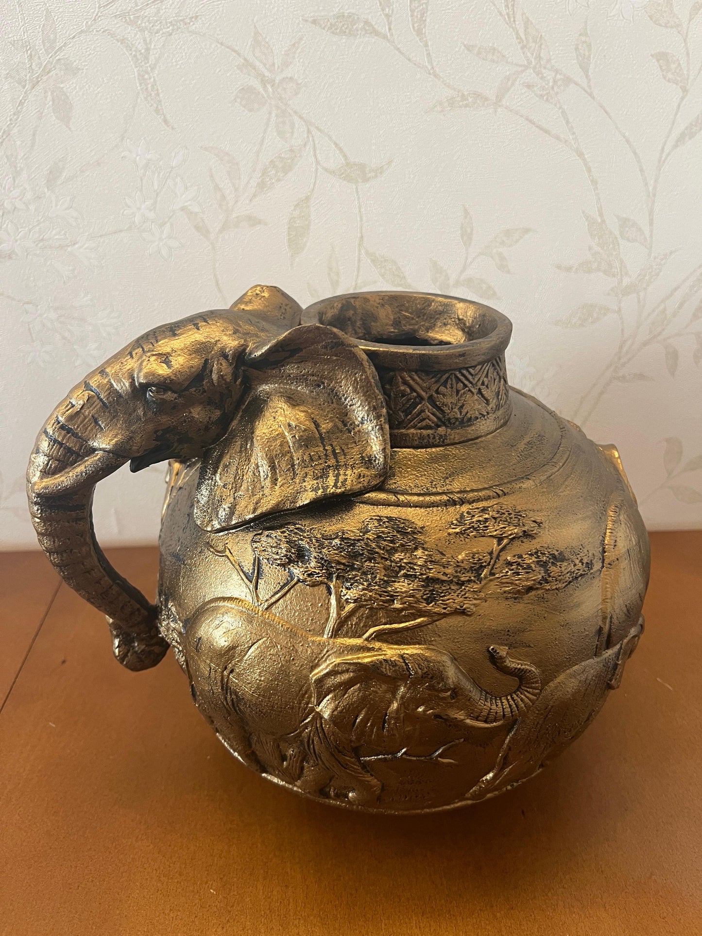 Elephant Vase, Handcrafted Safari Decor, Wildlife Art Decor, Elephant Handle Vase, Exotic Home Decor, Elephant Vase Decor, African Vase, Wildlife Vase