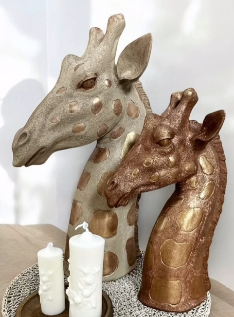 Giraffe Head Statue Set, Handcrafted Giraffe Sculptures, Safari Style Giraffe Head Statue, Decorative Giraffe Head Statues Set