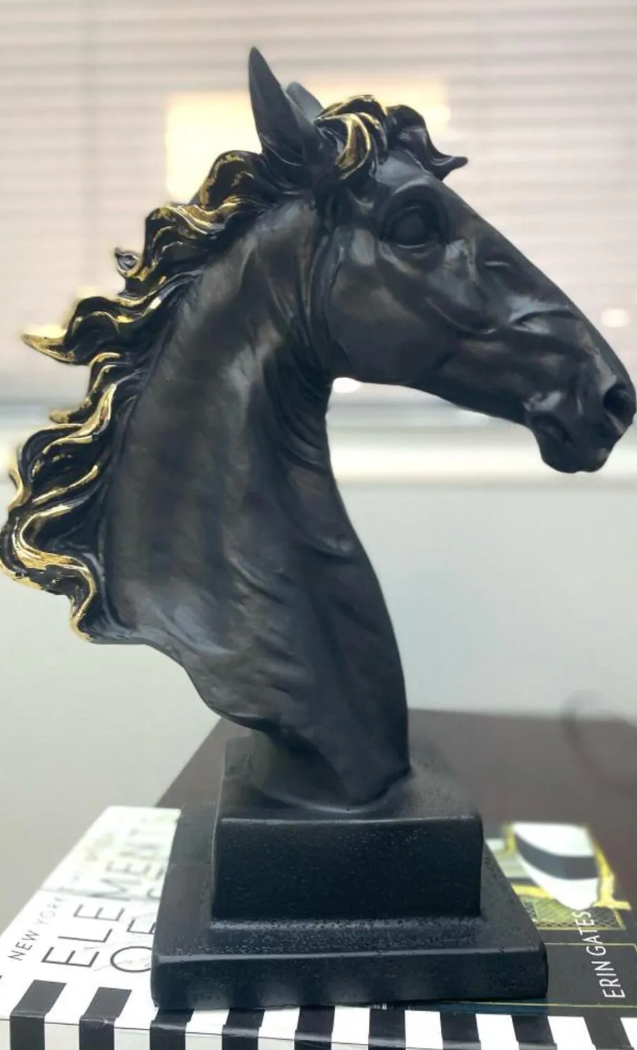 Elegant Horse Bust Statue, Horse Bust Figurine, Elegant Horse Head Bust, Rustic Horse Bust, Antique Horse Head Statue, Horse Head Bust Decor