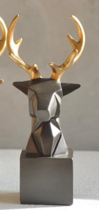 Cubic Deer Head Sculpture, Geometric Deer Statue, Minimalist Cubic Deer Figurine, Modern Abstract Deer Statue, Polyester Cubic Deer Statue