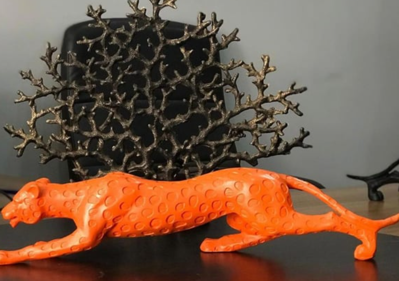 Modern Jaguar Statue, Unique Jaguar Statue, Elegant Jaguar Statue, Abstract Jaguar Statue, Unique Jaguar Statue, Luxury Jaguar Statue