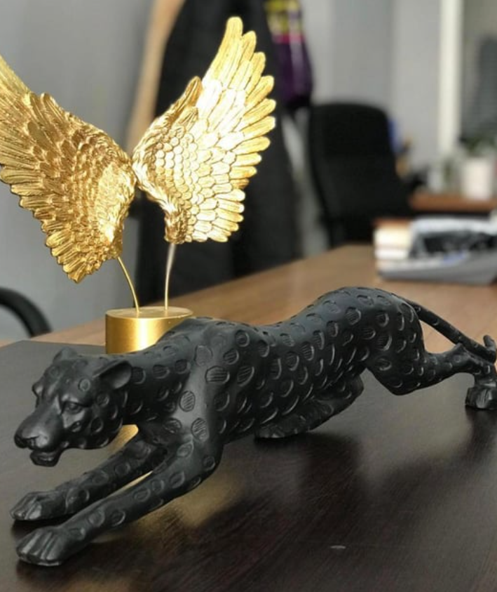 Modern Jaguar Statue, Unique Jaguar Statue, Elegant Jaguar Statue, Abstract Jaguar Statue, Unique Jaguar Statue, Luxury Jaguar Statue