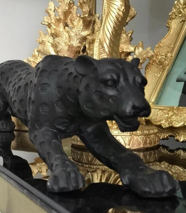 Modern Jaguar Statue, Unique Jaguar Statue, Elegant Jaguar Statue, Abstract Jaguar Statue, Unique Jaguar Statue, Luxury Jaguar Statue