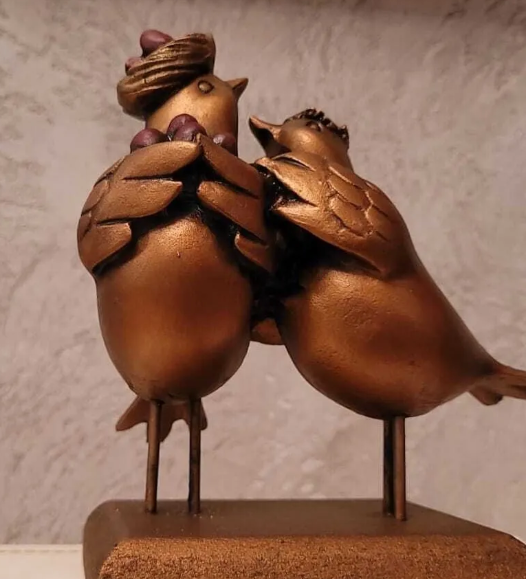 Romantic Bird Couple Sculpture, Lovebirds Statue for Home Decor, Polyester Bird Sculpture, Bird Couple Statue, Lovebird Couple Statue
