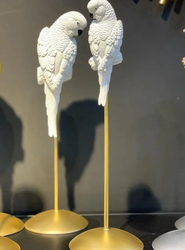 Parrot Statue Set, Tall Parrot Statues, Set of 2 Tall Parrots, Tropical Parrot Decor, Parrot Statues on Base, Tall Parrot Sculpture Set