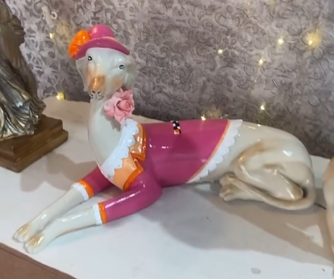 Fashion Dog Statue, Elegant Dog Sculpture, Sitting Lady Dog Statue, Feminine Dog Sculpture, Boutique Style Dog Statue, Cute Dog Statue