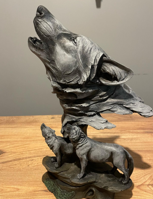 Howling Wolf Family Sculpture, Wolf Pack Statue, Wolf Head and Family Statue, Howling Wolf Head Statue, Spirit of the Wolf Pack Statue