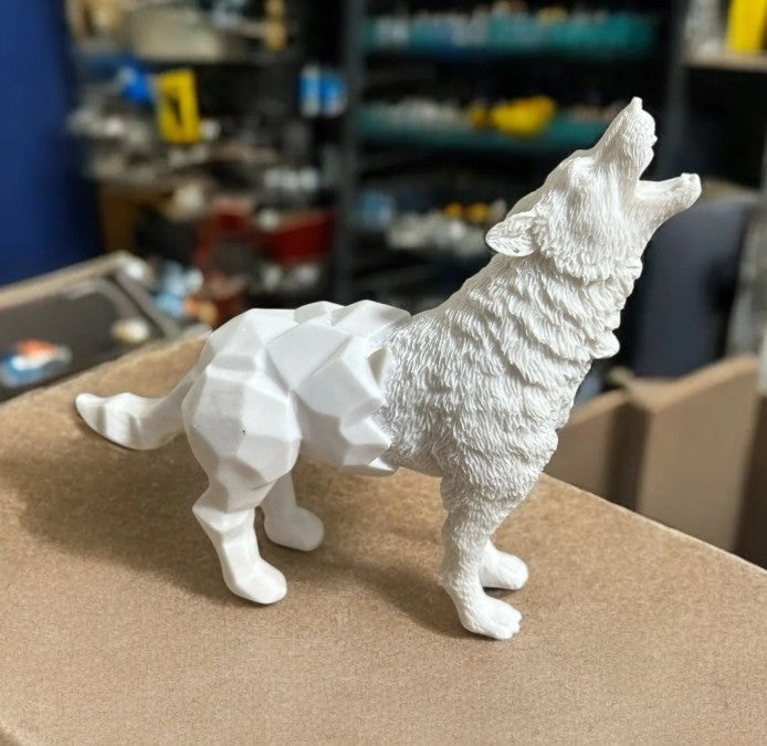 Cubic Wolf Statue, Half Polygon Wolf Sculpture, Geometric Wolf Statue, Abstract Wolf Figurine in Cubic Form, Modern Wolf Statue, Wolf Statue